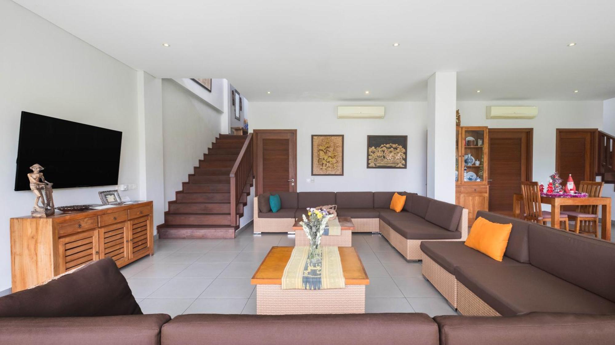 Villa Yenian By Villa Finder Canggu Εξωτερικό φωτογραφία