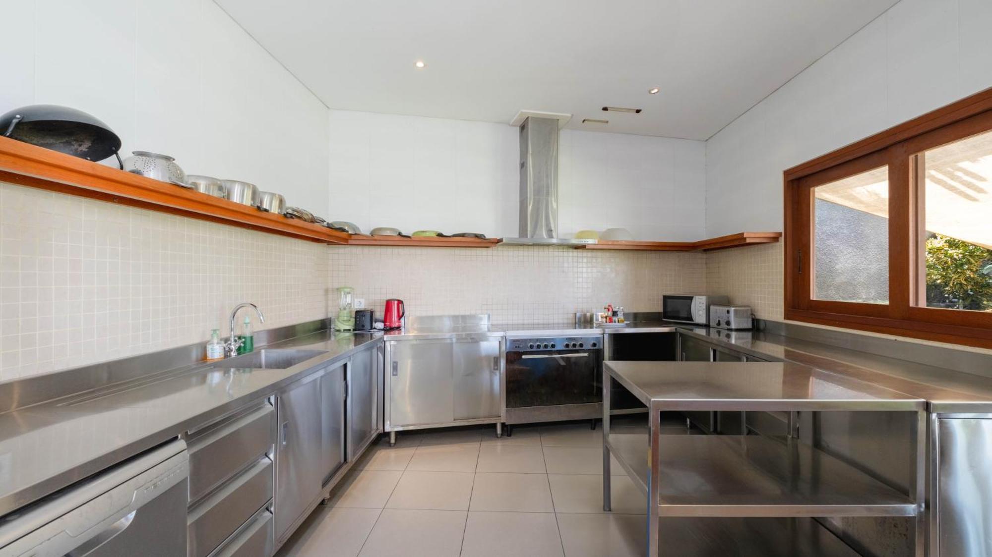 Villa Yenian By Villa Finder Canggu Εξωτερικό φωτογραφία